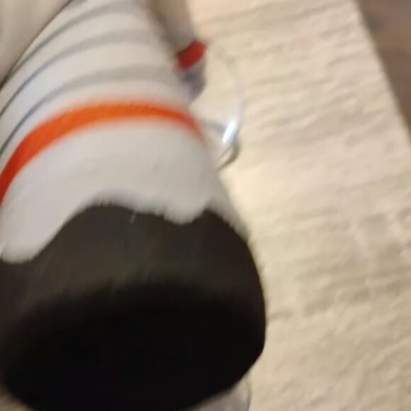 Talking Pennywise the Clown Window Cling It Horror Movie Collectible 14" 2020 - Picture 9 of 10